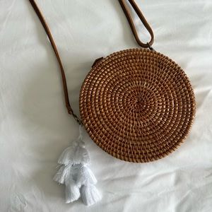 ROUND WICKER BASKET PURSE